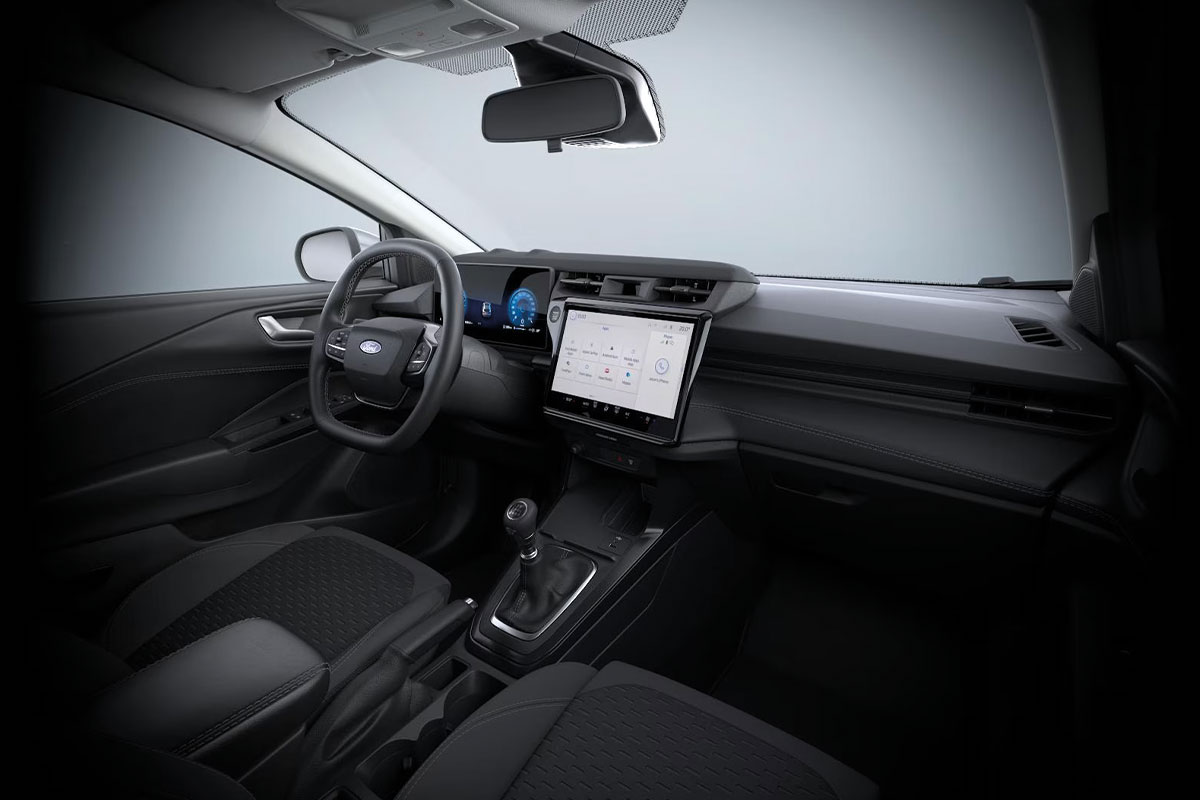 Ford Puma Titanium Interieur