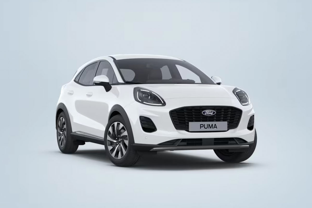 Ford Puma Titanium in Frozen White von der Seite