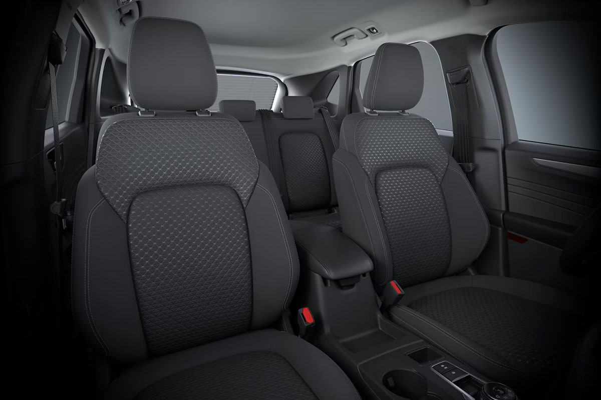 Ford Kuga Titanium Sitze im Innenraum