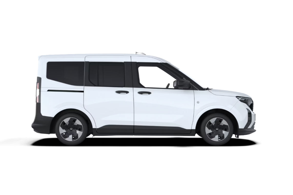 Ford E-Tourneo Courier in Frozen White von der Seite