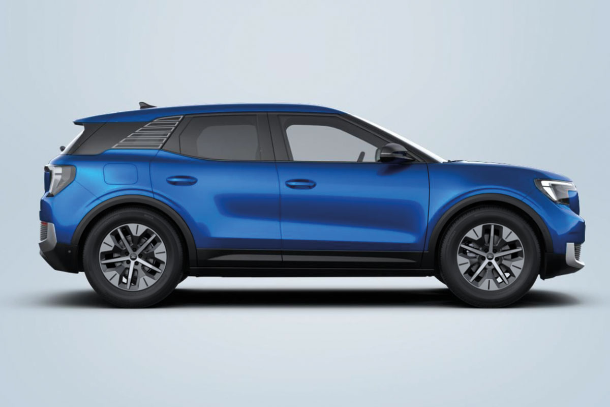 Ford Explorer in Blue My Mind Metallic von der Seite