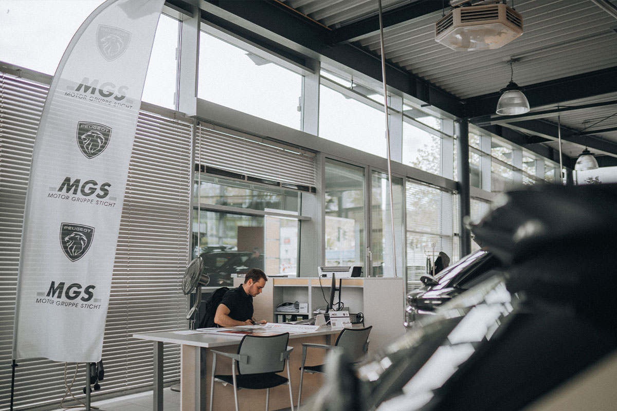 MGS Verkäufer im Autohaus