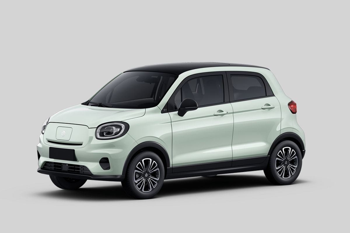 Leapmotor T03 in Mint Green Seitenansicht rechts Vorne